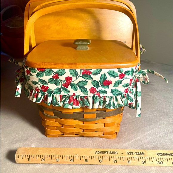 Longaberger Christmas & Valentines Six items